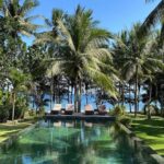 Villa en bord de mer à Melaya, Bali – 4 pièces – 3 chambres – 22 voyageurs – 280 m²