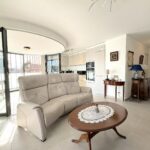 A vendre Appartement T4 Contemporain et Lumineux dans une Résidence Innovante de 2022 – Opportunité Immobilière – 4 pièces – 3 chambres – 8 voyageurs – 92.86 m²