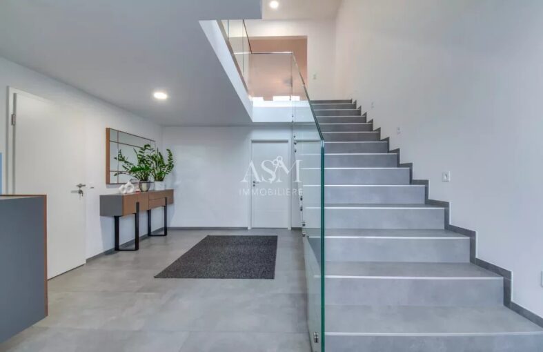 Villa à vendre – NR pièces – NR chambres – 380 m²