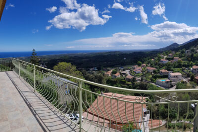 Cervioni, Vue imprenable, Appartement T4 au 2ème é – 4 pièces – 3 chambres – 93 m²