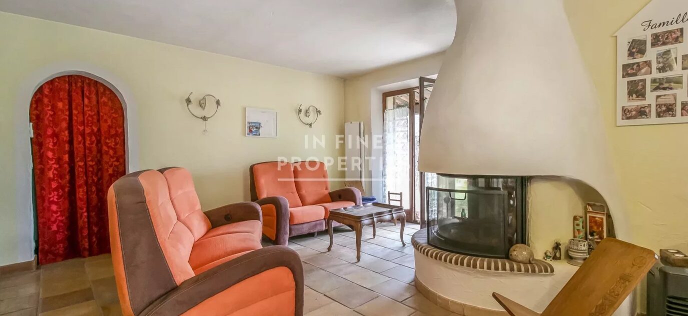 Maison avec dépendance à Grasse – 5 pièces – NR chambres – 8 voyageurs – 119 m²