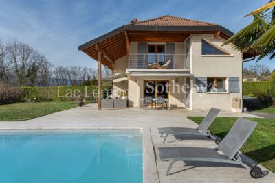 BELLE VILLA PROCHE FRONTIÈRE – 8 pièces – 4 chambres – 223 m²