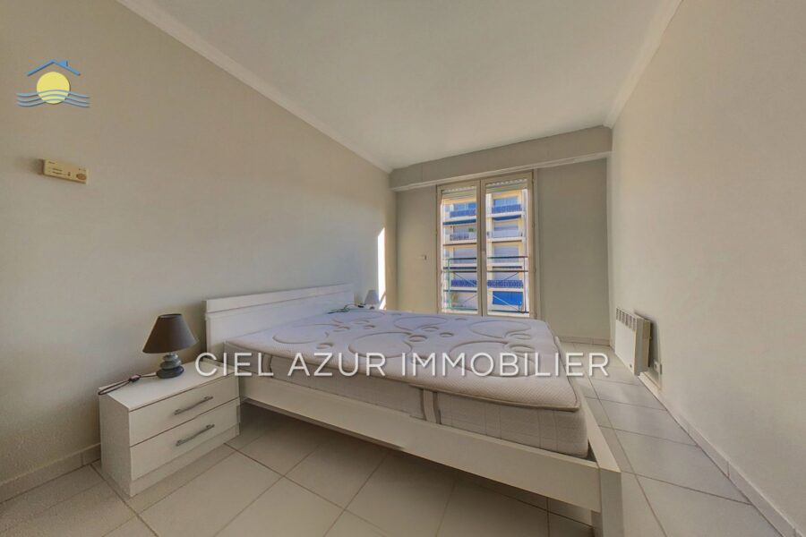 Appartement à louer à Juan-les-Pins