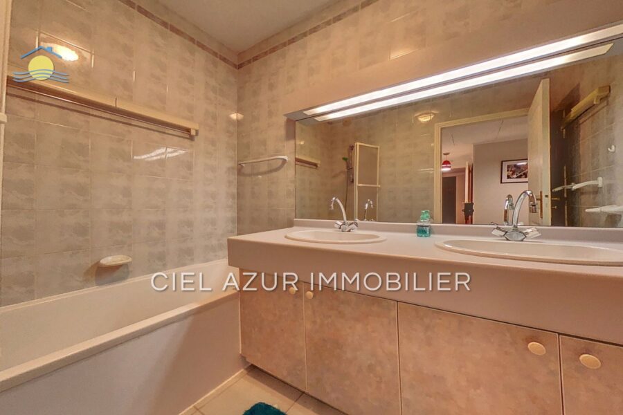 Appartement à louer à Juan-les-Pins