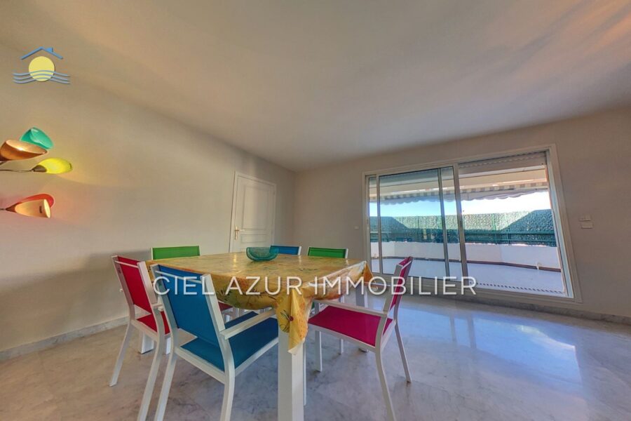 Appartement à louer à Juan-les-Pins