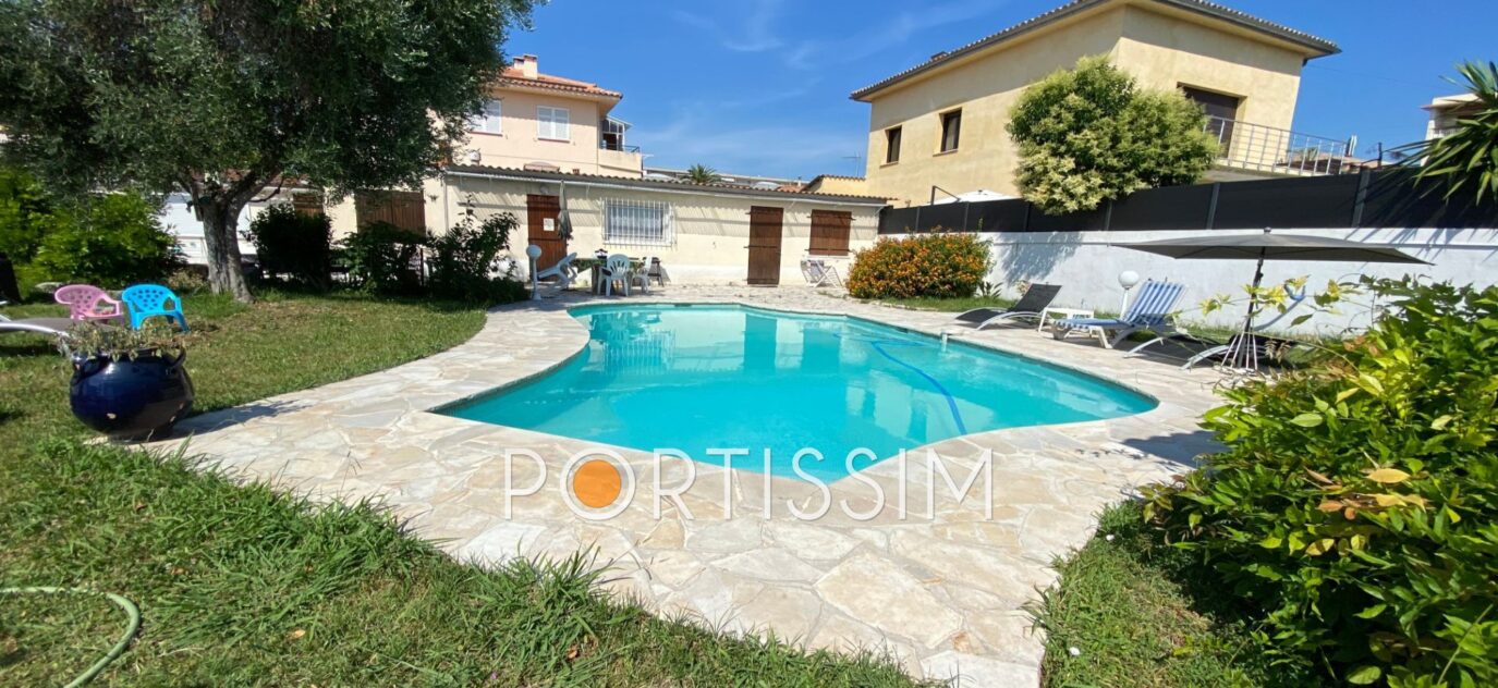 Saint-Laurent-du-Var / villa individuelle avec piscine /proche – 4 pièces – 4 chambres – NR voyageurs – 194.00 m²