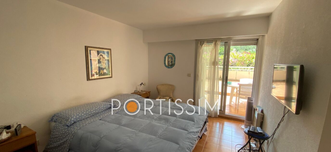 Cagnes sur Mer – Le Cros Rare 3 pièces d’angle de 80 m² doté d – 3 pièces – 2 chambres – NR voyageurs – 78.00 m²