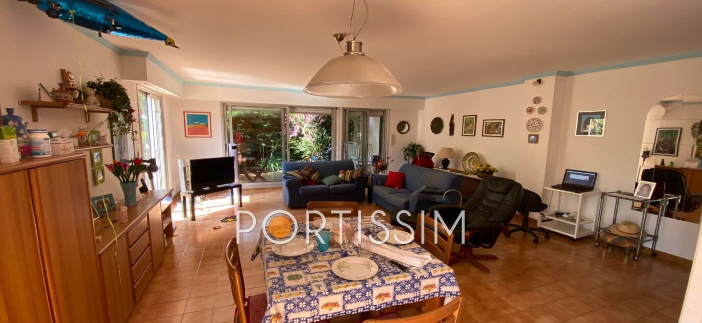 Cagnes sur Mer – Le Cros Rare 3 pièces d’angle de 80 m² doté d – 3 pièces – 2 chambres – NR voyageurs – 78.00 m²