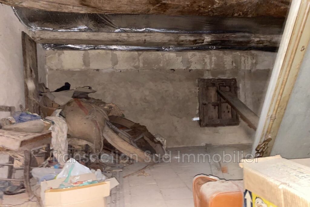 vente maison de village 6 Pièce(s) – 6 pièces – 4 chambres – NR voyageurs – 120.00 m²