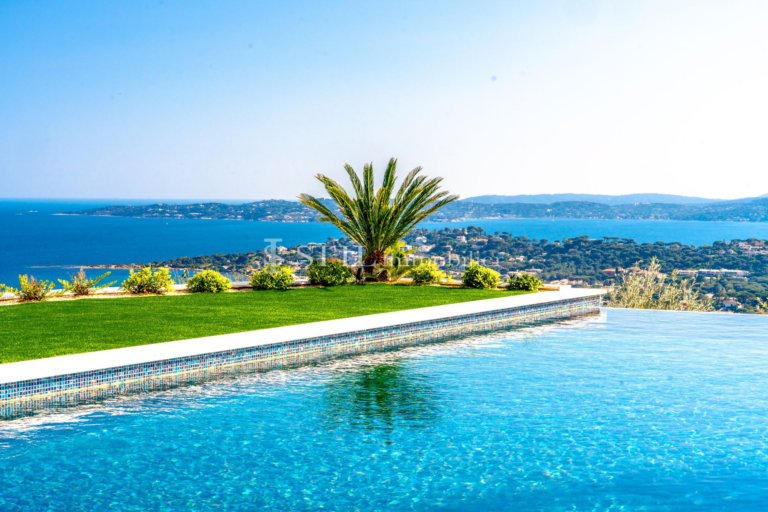 vente villa 6 Pièce(s) – 6 pièces – 5 chambres – 353.00 m²