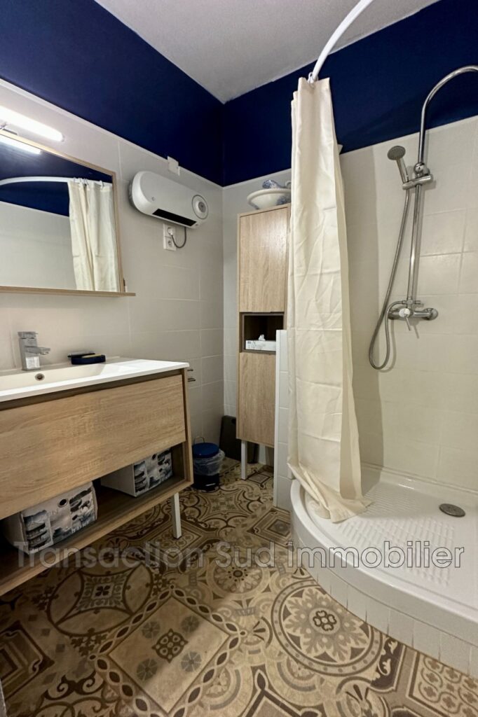 vente maison de village 6 Pièce(s) – 6 pièces – 4 chambres – NR voyageurs – 148.00 m²