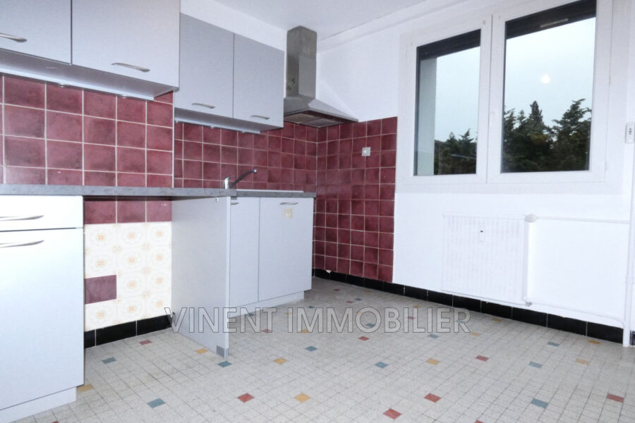 Appartement à louer à Donzère