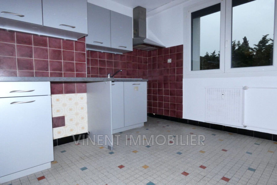 Appartement à louer à Donzère