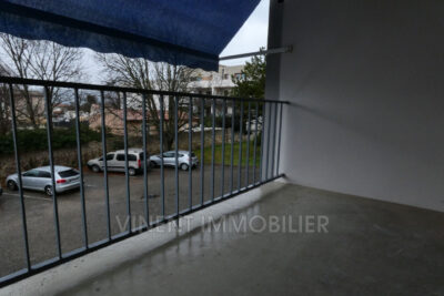 Appartement à louer à Donzère