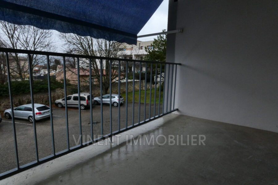 Appartement à louer à Donzère