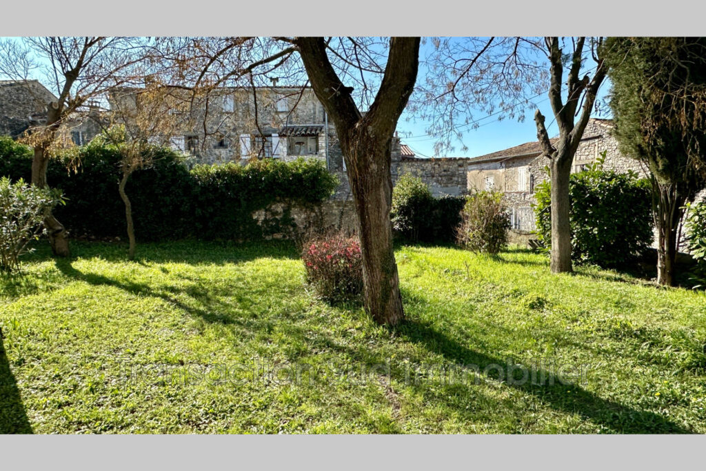 vente maison 5 Pièce(s) – 5 pièces – 3 chambres – NR voyageurs – 82.64 m²