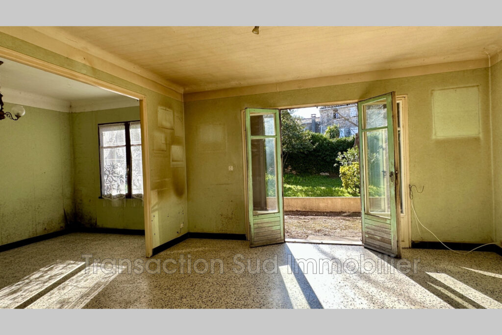 vente maison 5 Pièce(s) – 5 pièces – 3 chambres – NR voyageurs – 82.64 m²