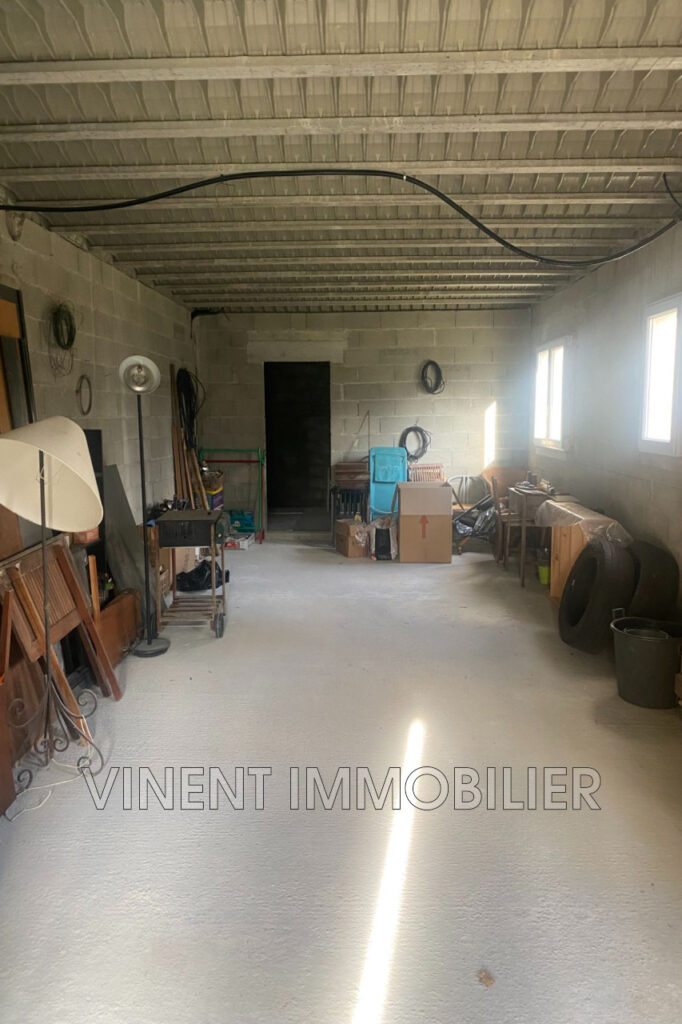 vente  4 Pièce(s) – 4 pièces – 4 chambres – NR voyageurs – 158.00 m²