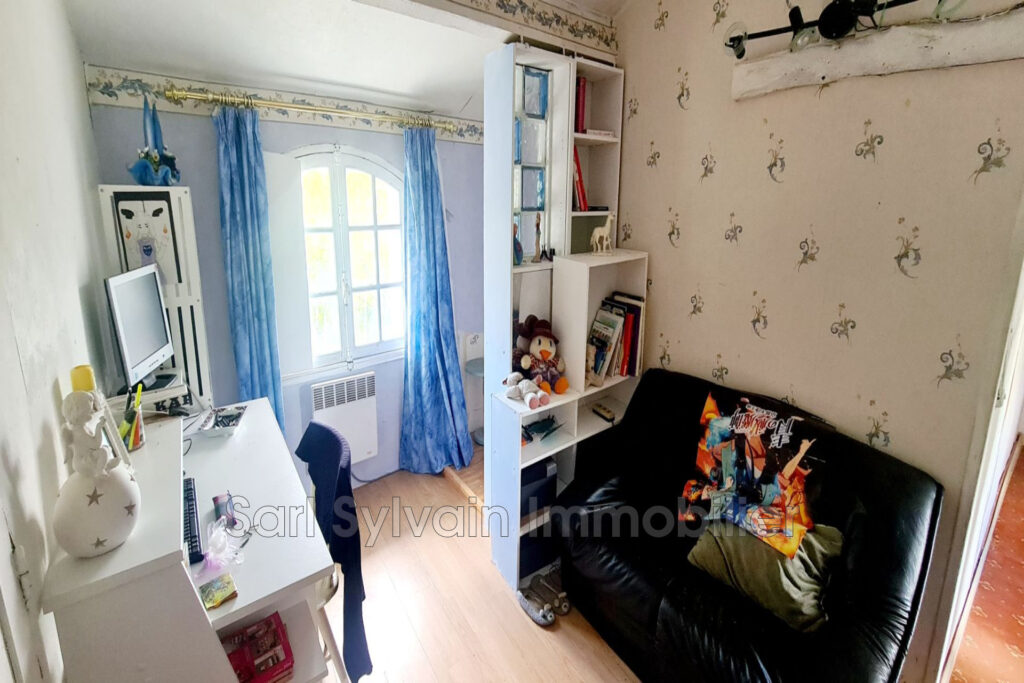 vente maison 6 Pièce(s) – 6 pièces – 5 chambres – NR voyageurs – 122.00 m²