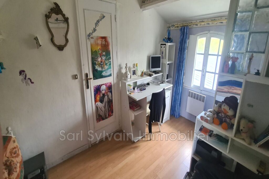 vente maison 6 Pièce(s) – 6 pièces – 5 chambres – NR voyageurs – 122.00 m²