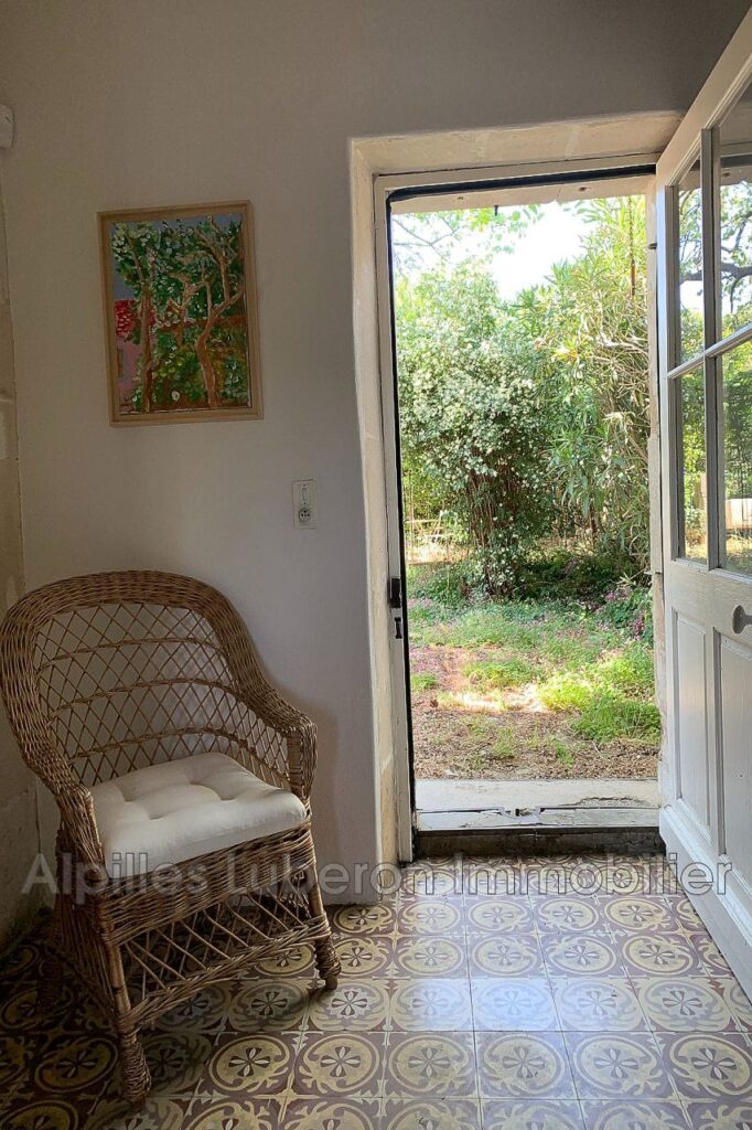 location saisonnière mas 6 Pièce(s) – 6 pièces – 4 chambres – NR voyageurs – 140.00 m²