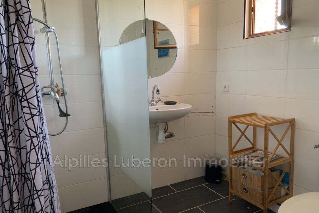 location saisonnière mas 6 Pièce(s) – 6 pièces – 4 chambres – NR voyageurs – 140.00 m²