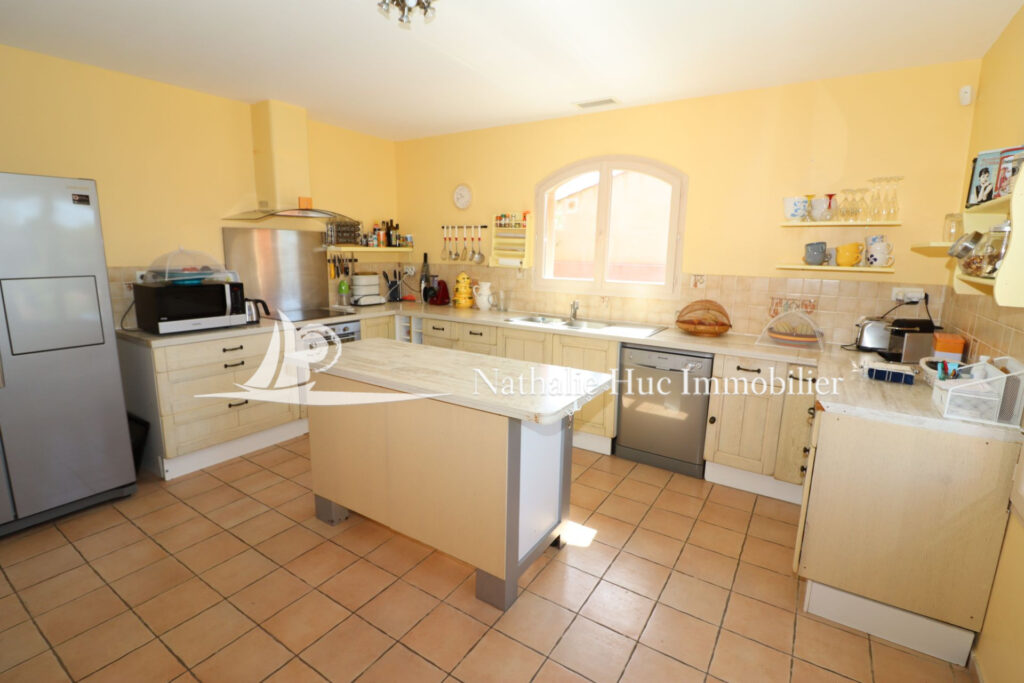 vente villa 5 Pièce(s) – 5 pièces – 4 chambres – NR voyageurs – 154.00 m²