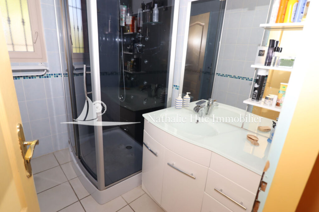 vente villa 5 Pièce(s) – 5 pièces – 4 chambres – NR voyageurs – 154.00 m²