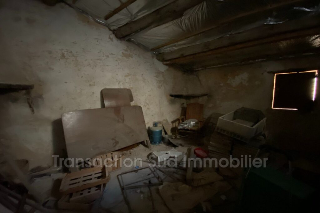 vente maison de village 6 Pièce(s) – 6 pièces – 4 chambres – NR voyageurs – 120.00 m²