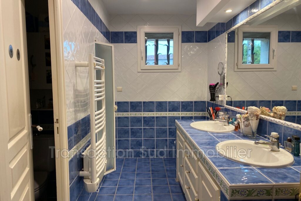 vente maison 10 Pièce(s) – 10 pièces – 4 chambres – NR voyageurs – 158.24 m²