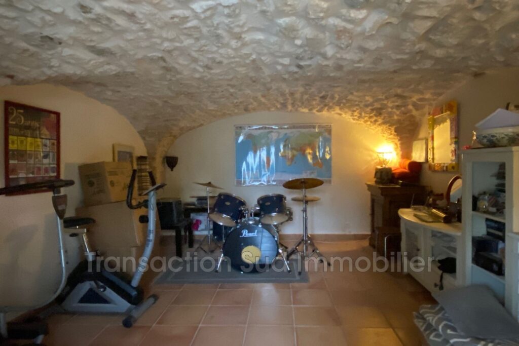 vente maison 10 Pièce(s) – 10 pièces – 4 chambres – NR voyageurs – 158.24 m²