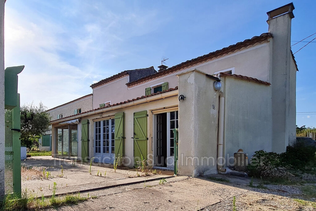 vente maison 9 Pièce(s) – 9 pièces – 7 chambres – NR voyageurs – 220.00 m²