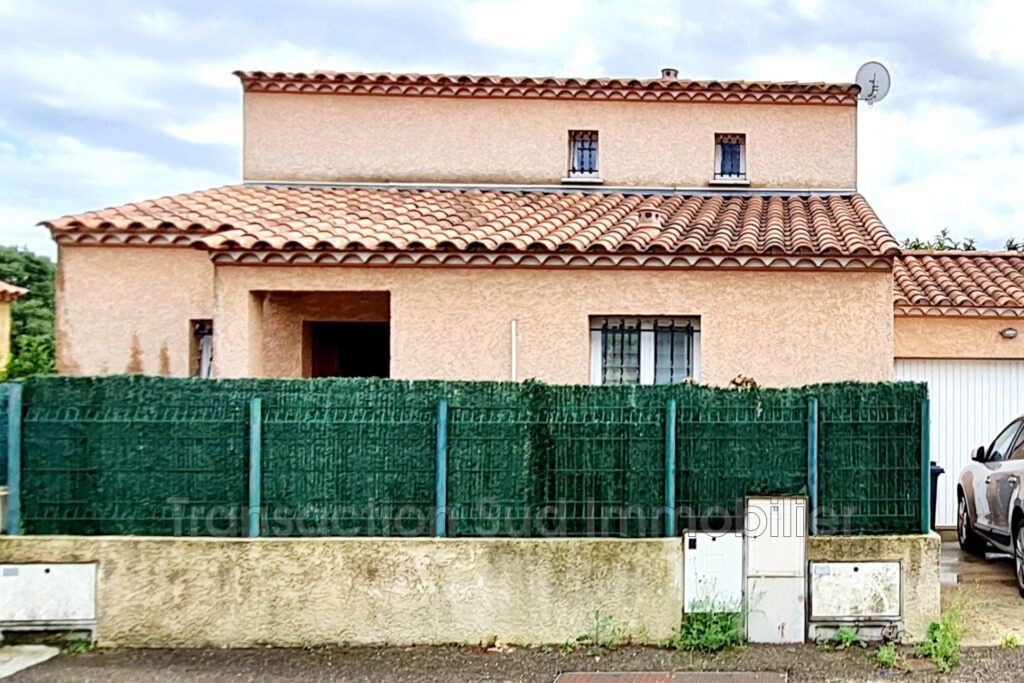 vente maison 4 Pièce(s) – 4 pièces – 3 chambres – NR voyageurs – 81.00 m²