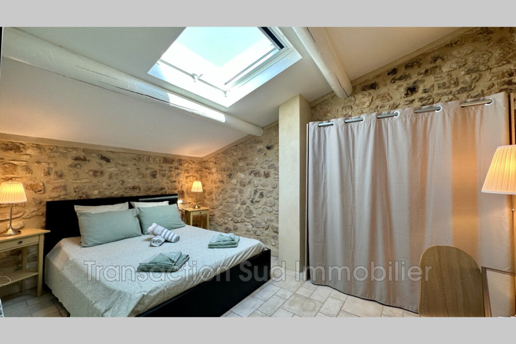 vente maison 11 Pièce(s) – 11 pièces – 7 chambres – NR voyageurs – 280.00 m²