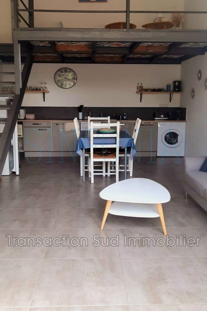 vente propriété 10 Pièce(s) – 10 pièces – 7 chambres – NR voyageurs – 235.00 m²