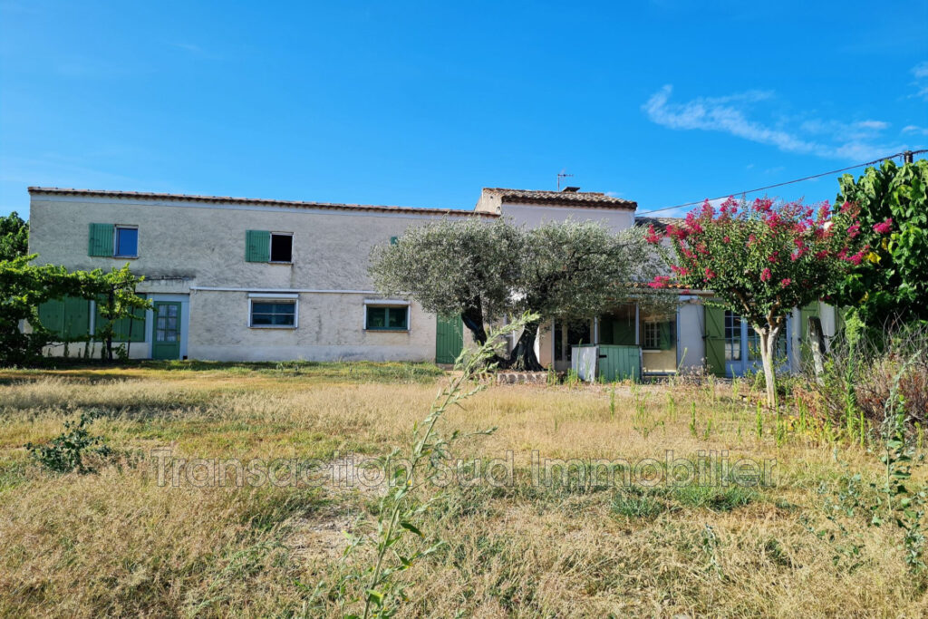 vente maison 9 Pièce(s) – 9 pièces – 7 chambres – NR voyageurs – 220.00 m²