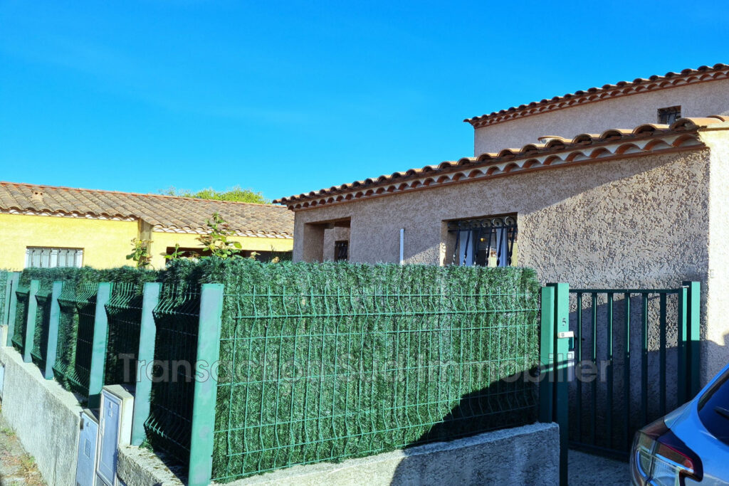 vente maison 4 Pièce(s) – 4 pièces – 3 chambres – NR voyageurs – 81.00 m²