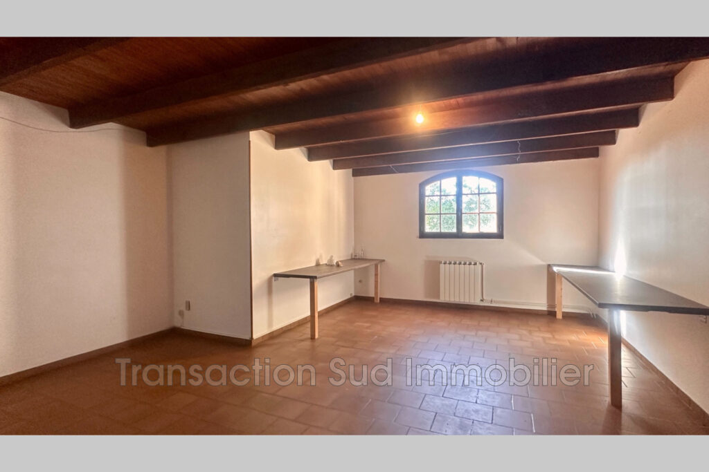vente maison 5 Pièce(s) – 5 pièces – 3 chambres – NR voyageurs – 148.00 m²