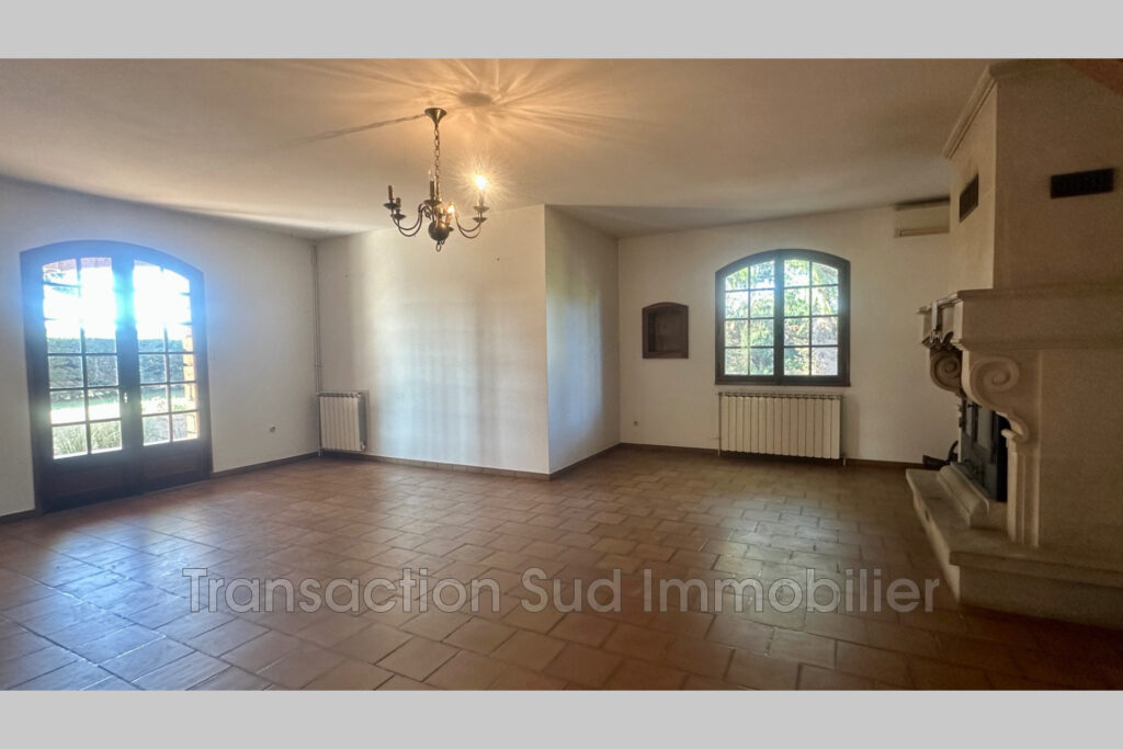 vente maison 5 Pièce(s) – 5 pièces – 3 chambres – NR voyageurs – 148.00 m²