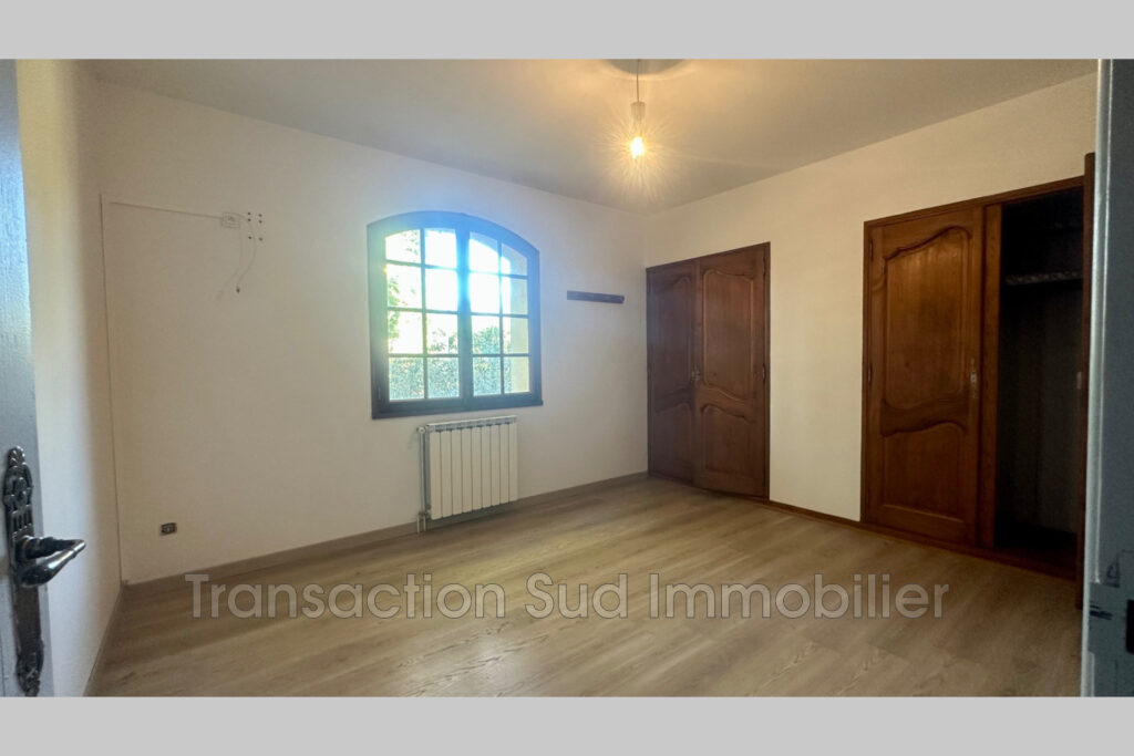 vente maison 5 Pièce(s) – 5 pièces – 3 chambres – NR voyageurs – 148.00 m²