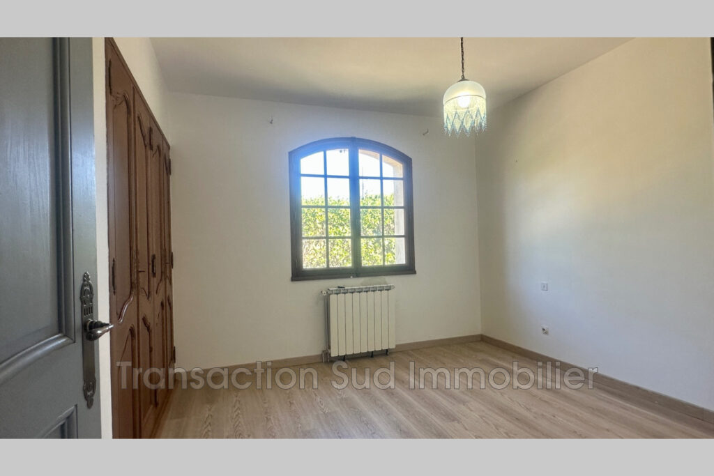 vente maison 5 Pièce(s) – 5 pièces – 3 chambres – NR voyageurs – 148.00 m²