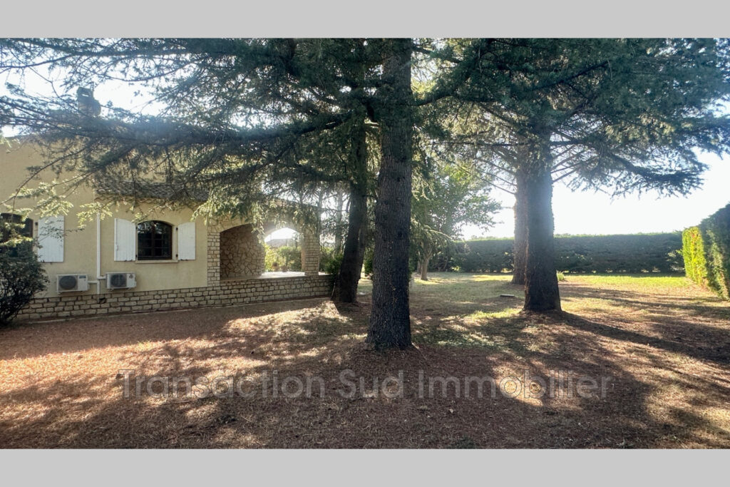 vente maison 5 Pièce(s) – 5 pièces – 3 chambres – NR voyageurs – 148.00 m²