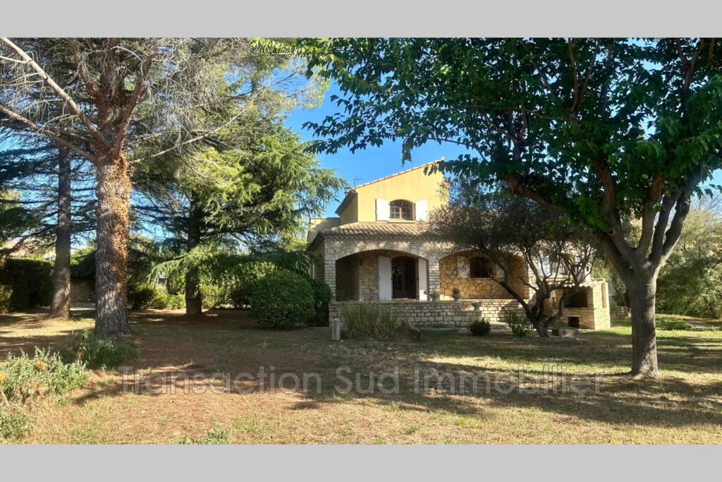 vente maison 5 Pièce(s) – 5 pièces – 3 chambres – NR voyageurs – 148.00 m²