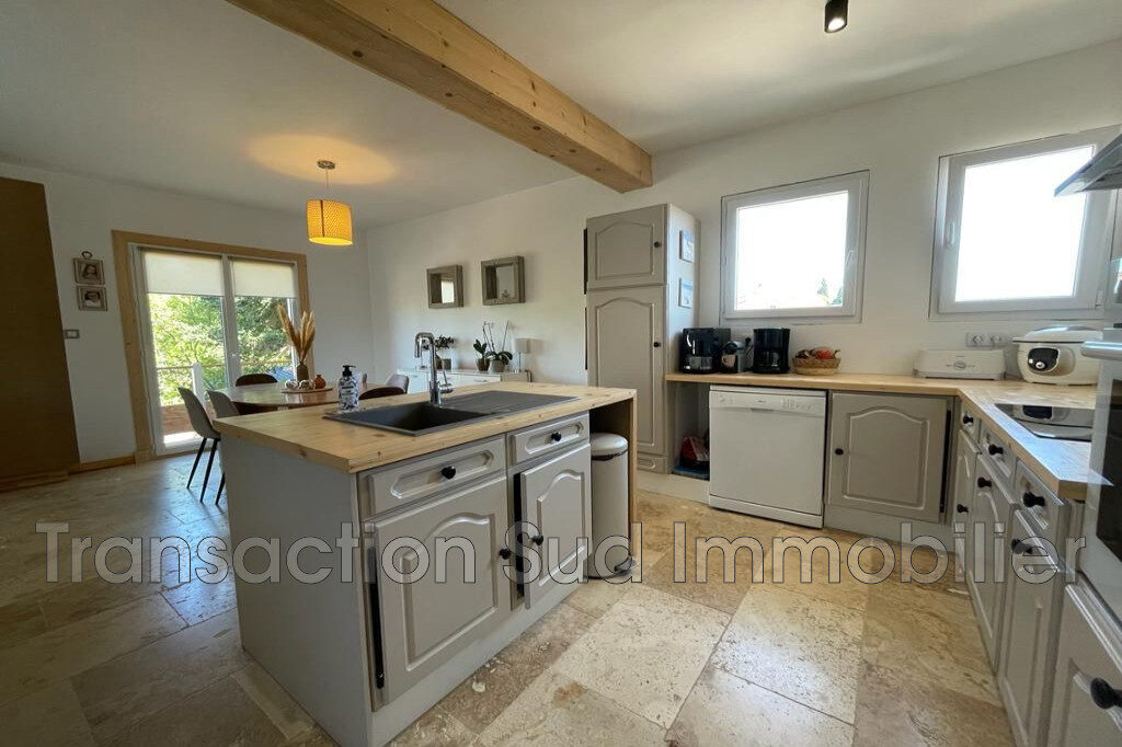 vente propriété 10 Pièce(s) – 10 pièces – 7 chambres – NR voyageurs – 235.00 m²