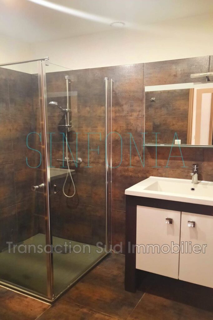 vente propriété 10 Pièce(s) – 10 pièces – 7 chambres – NR voyageurs – 235.00 m²