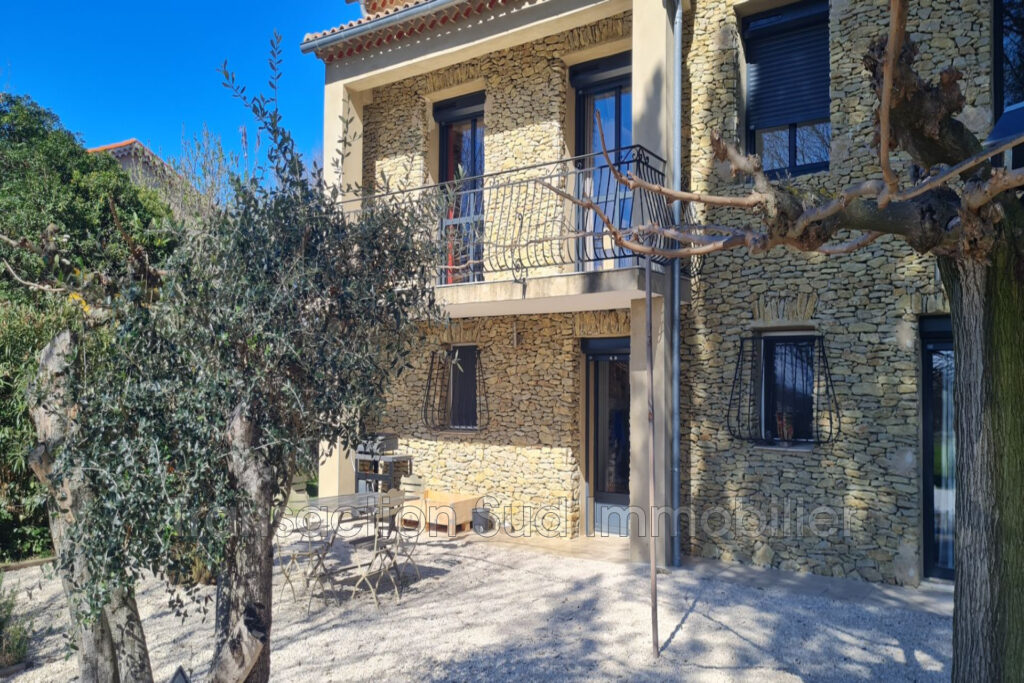 vente maison 6 Pièce(s) – 6 pièces – 4 chambres – 155.00 m²