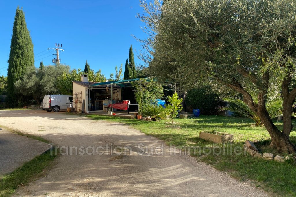 vente maison 10 Pièce(s) – 10 pièces – 4 chambres – NR voyageurs – 158.24 m²