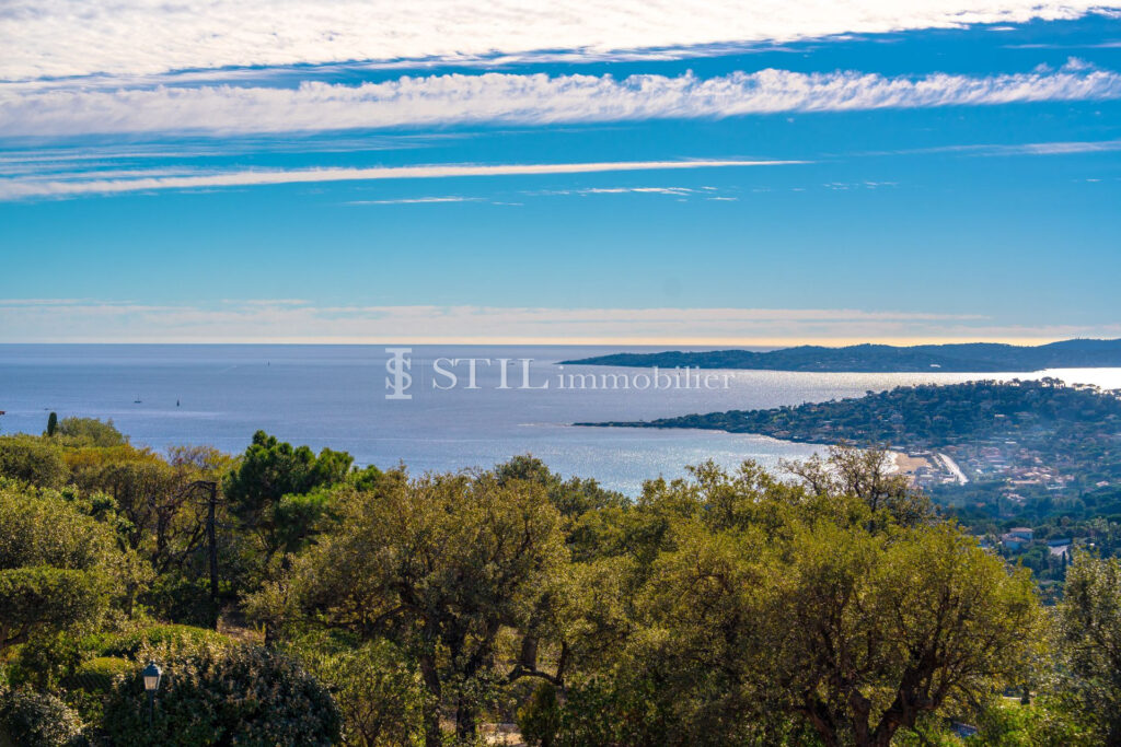 vente villa 6 Pièce(s) – 6 pièces – 5 chambres – 353.00 m²