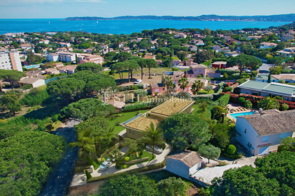 vente villa 6 Pièce(s) – 6 pièces – 6 chambres – NR voyageurs – 370.00 m²