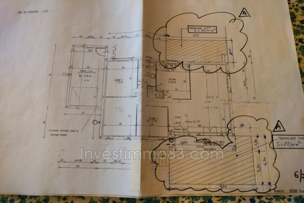 NOUVEAUTE NANS LES PINS 83: Dans un cadre champêtre proche du  – 5 pièces – 3 chambres – NR voyageurs – 106.00 m²